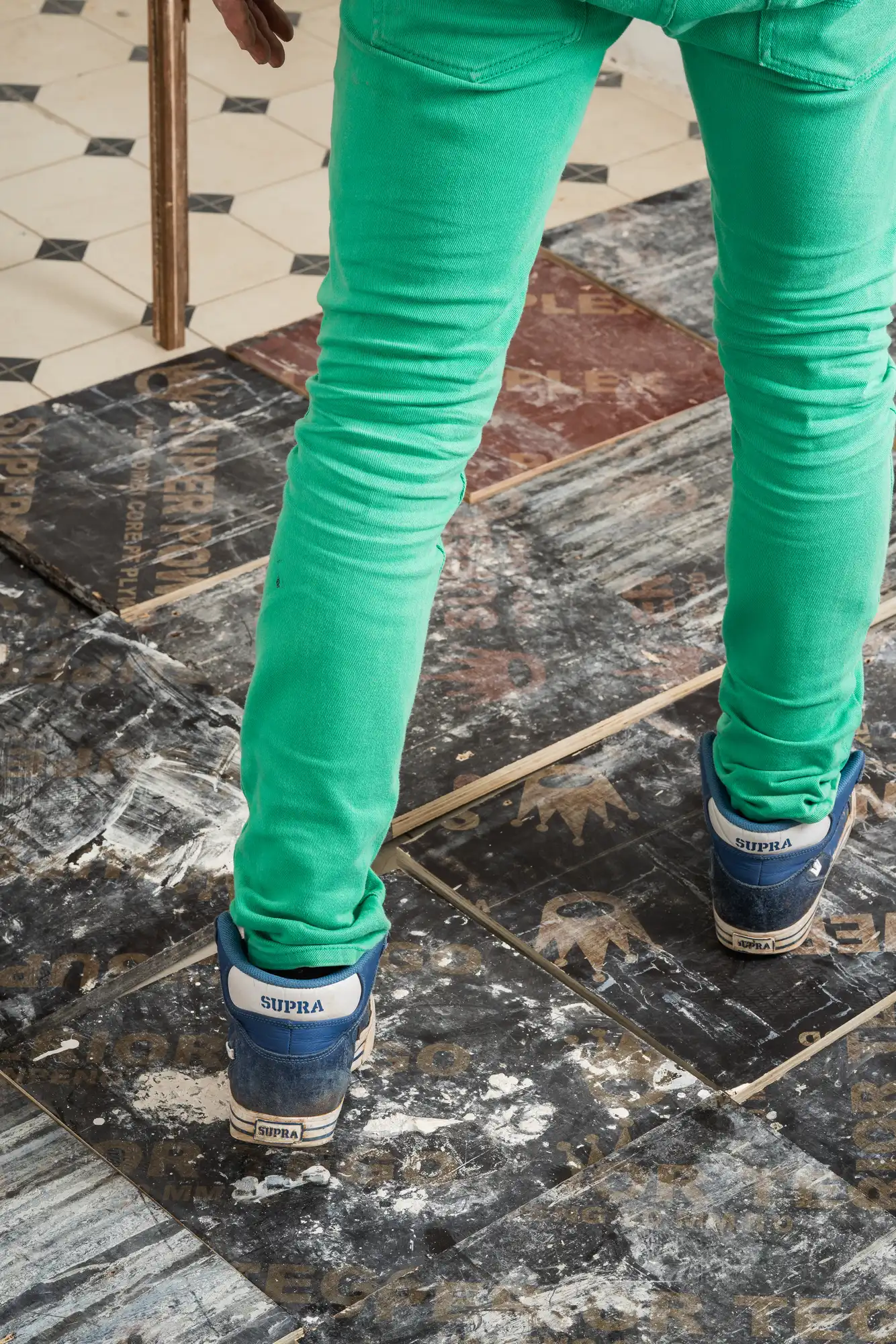 Image from Raashanim [Rattlers] album