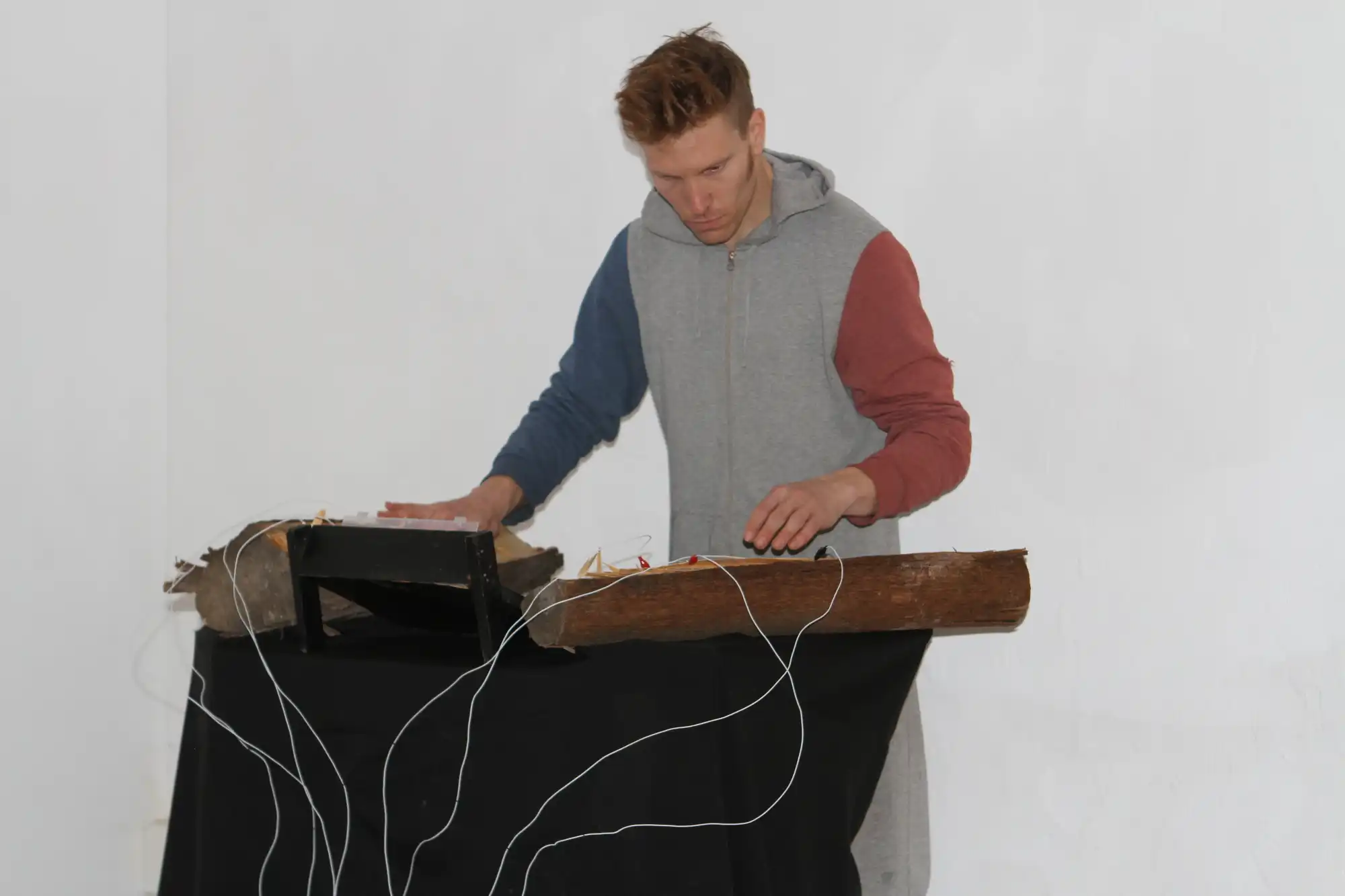 Image from Brosh album